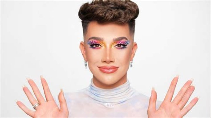 Is James Charles Gay, Bi, Or Trans? What’s James’ Sexuality?