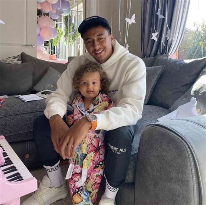 
Is Jesse Lingard Married to Wife? Or Dating a Girlfriend? 