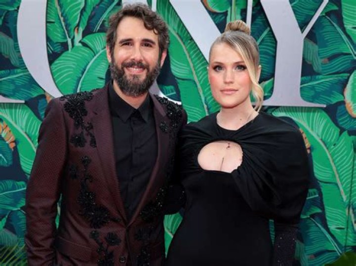 Is Josh Groban Gay? Who is Groban’s Girlfriend in 2023?