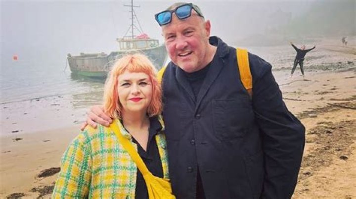 
Is Keith Brymer Jones Married? Keith Brymer Jones Age, Height, Wife, Family, Ethnicity, Net Worth, Biography, And More 