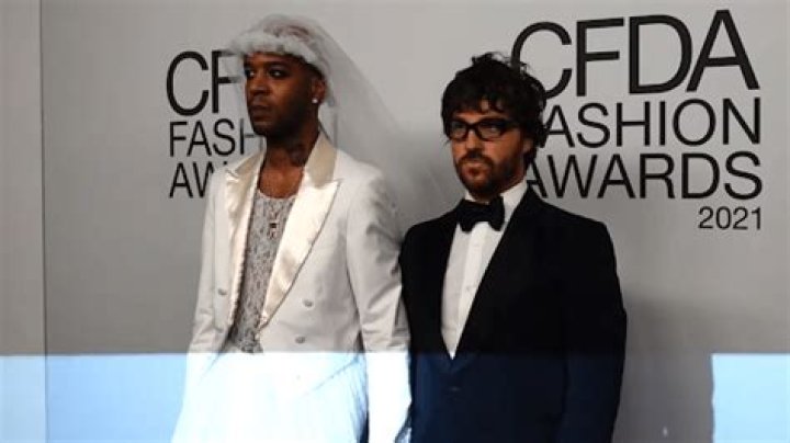 
Is Kid Cudi Gay or Straight? Why Do Fans Have Doubts About His Sexuality? 