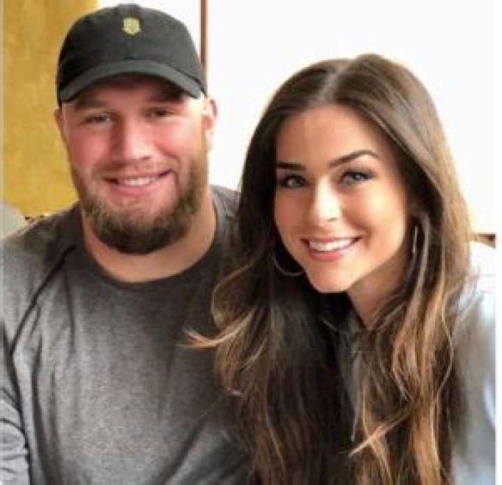 Is Lane Johnson Married to Wife? Or Dating a Girlfriend?