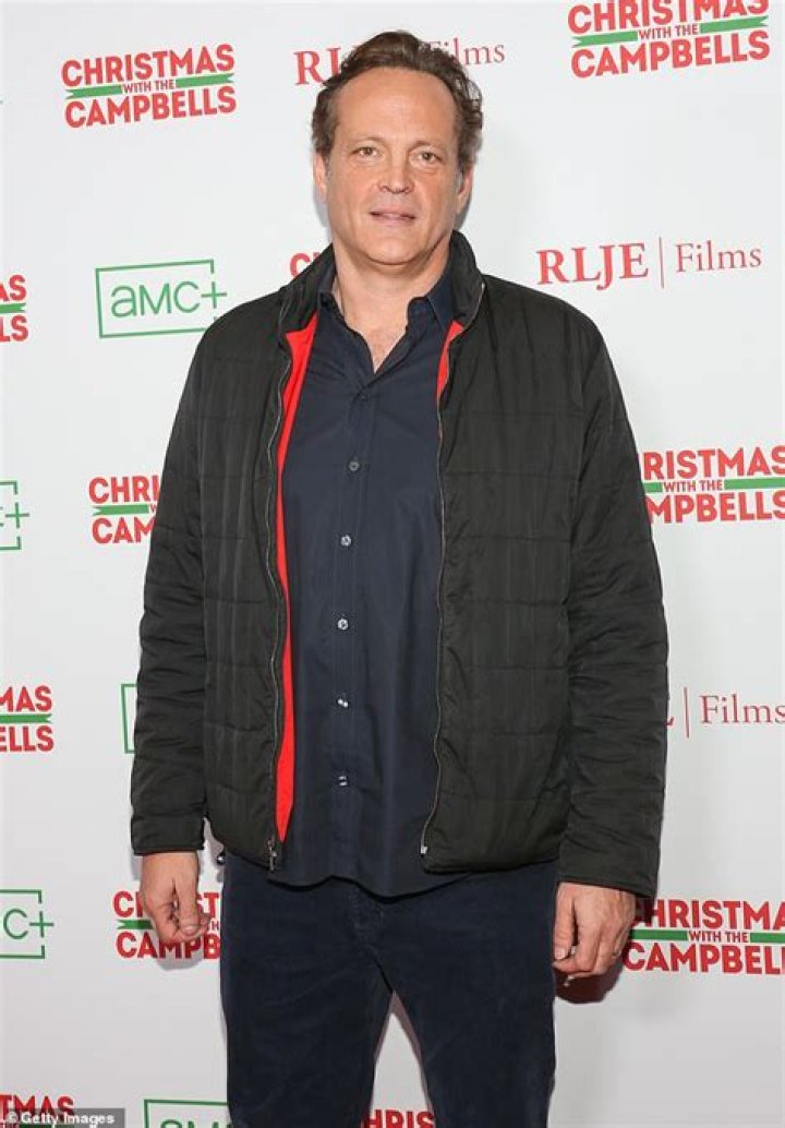 
Is Larry Hall Dead Or Still Alive? Death Update 2022 – Where Is He Now? 