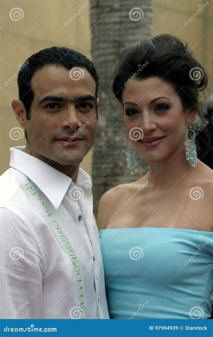 Is Luis Roberto Guzman Married to Wife? Or Dating a Girlfriend?