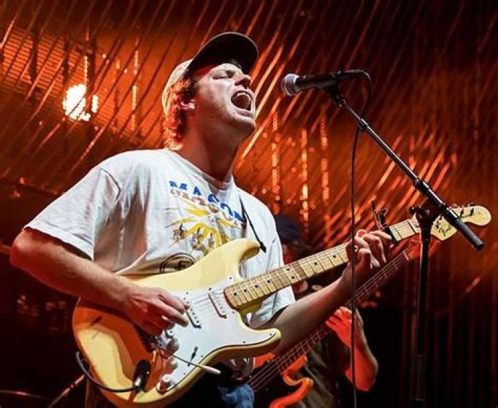 Is Mac DeMarco Gay? The Truth About His Sexuality