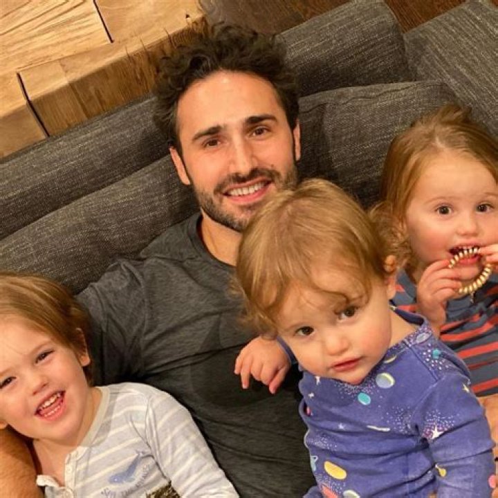 Is Sara Haines Still Married To Max Shifrin? Husband 2022 – Kids And Family