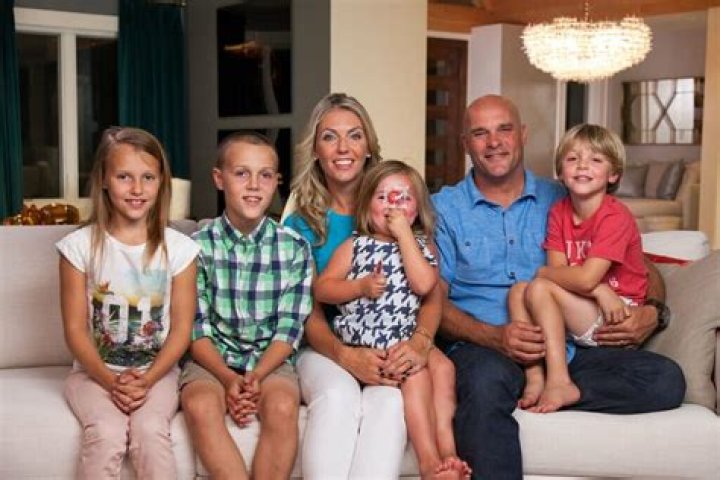 Is Sarah Baeumler Married or Dating? Her Wiki, Age, Parents, Net worth and Maiden Name