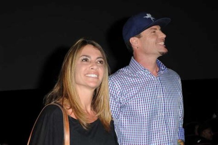 
Is Vanilla Ice Married? His Bio, Age, Wife, Parents, Real Name and Net worth 