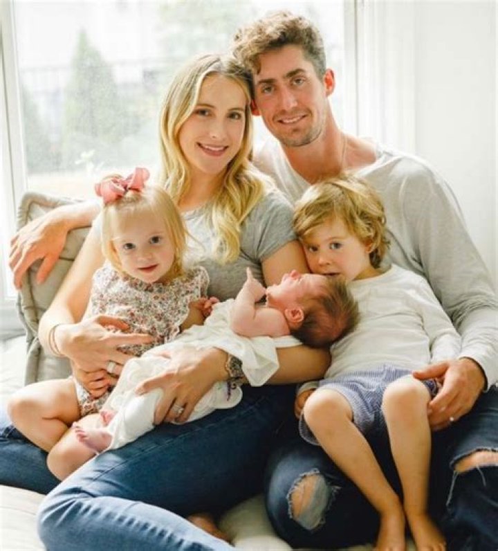 
Islanders Brock Nelson Kids: Meet His Baby Boy Beckett Nelson 