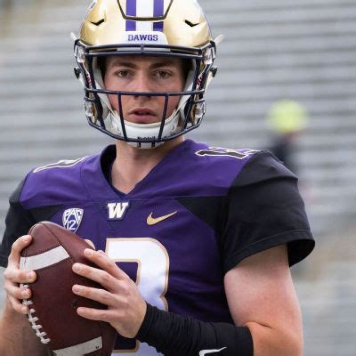 
Jake Haener Girlfriend: Is He Dating Anyone? Relationship And Career 