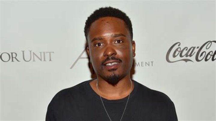
Jason Weaver Height, Weight, Net Worth, Age, Birthday, Wikipedia, Who, Nationality, Biography 