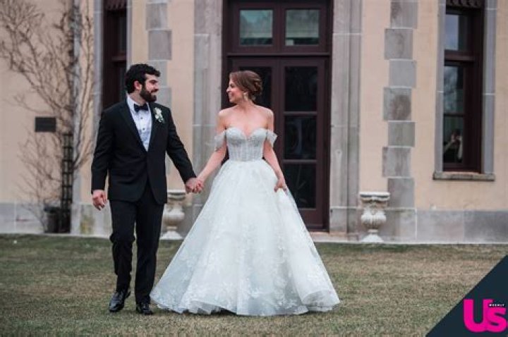 
Jedediah Bila from “The View” Wiki: Wedding, Fiancé, Husband, Fox News, Salary, Family 