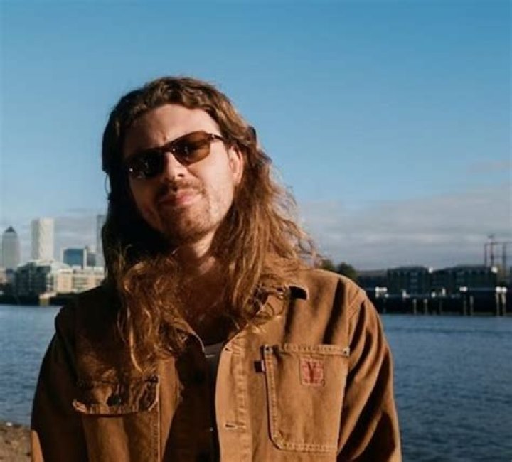 
Jess Glynne Illness – Is She Sick? Health Update Age And Height 