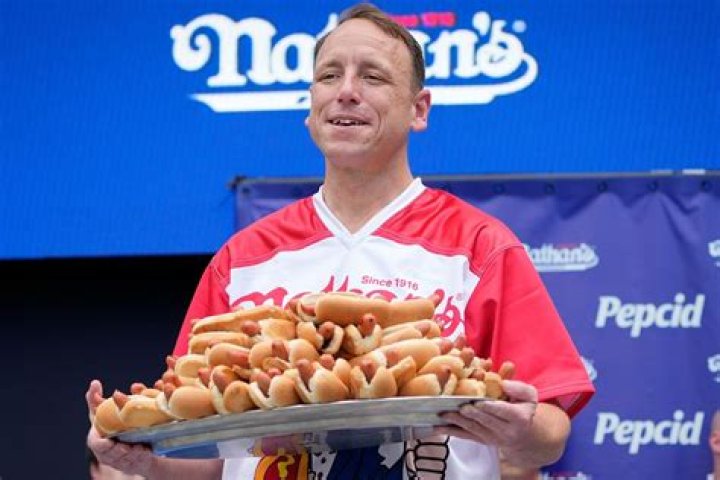 
Joey Chestnut Health Problems – Does He Throw Up After An Event? 