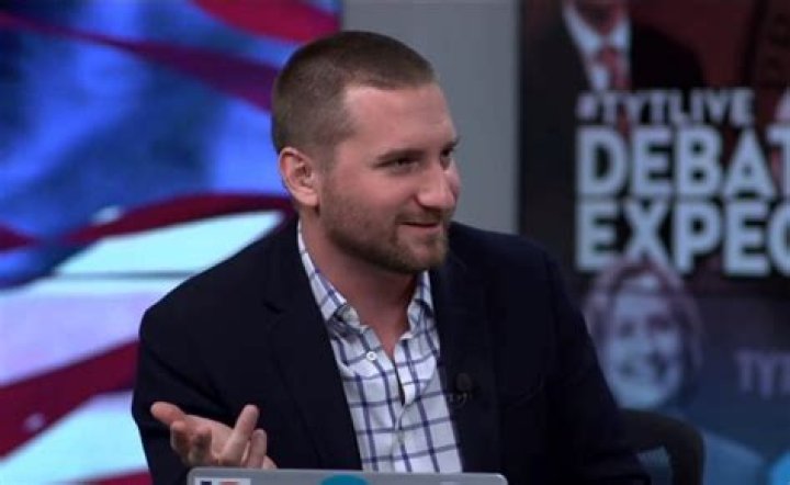 John Iadarola Height, Weight, Net Worth, Age, Birthday, Wikipedia, Who, Instagram, Biography