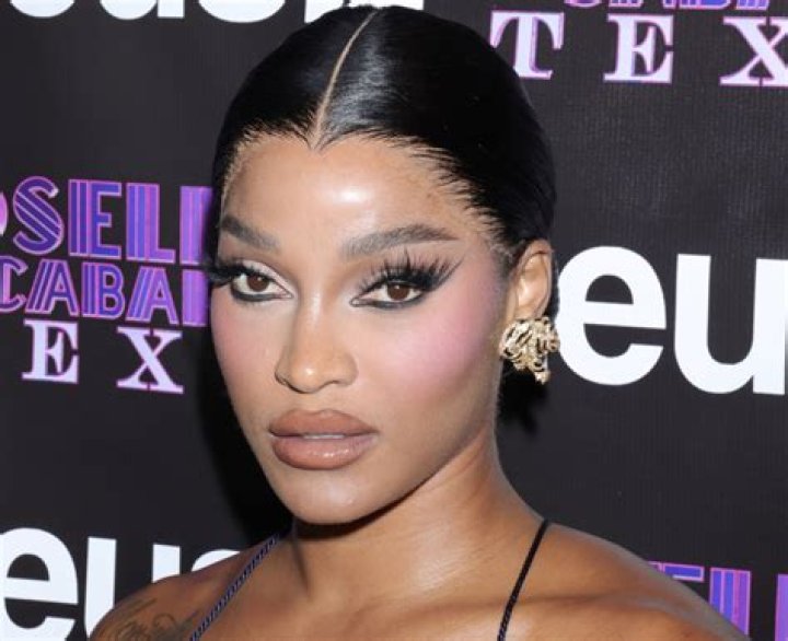 Joseline Cabaret Height, Weight, Net Worth, Age, Birthday, Wikipedia, Who, Nationality, Biography