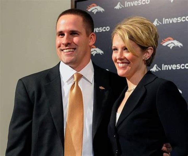 
Josh McDaniels is Married to Wife: Laura McDaniels 