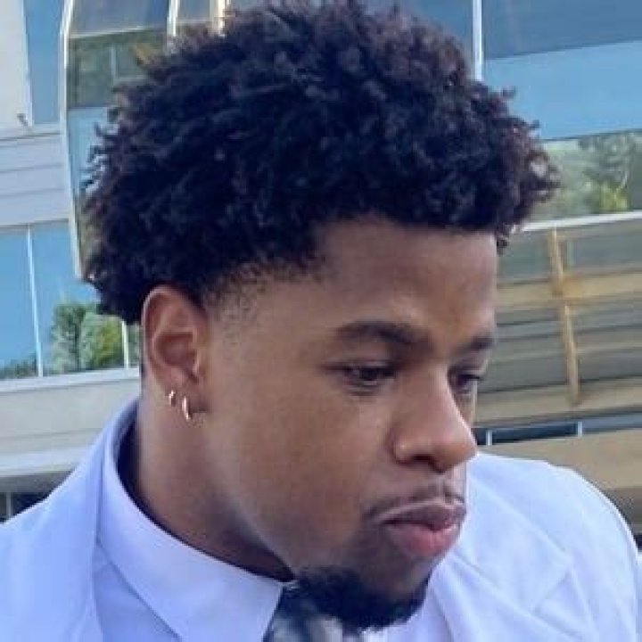 
Joshua Egbo – Thepoofdaddy Height, Age, Boyfriend, Biography, Wiki, Net Worth 