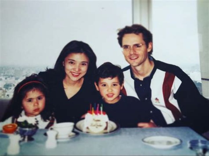 Julian Cihi Height, Weight, Net Worth, Age, Birthday, Wikipedia, Who, Nationality, Biography