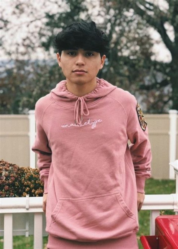 
Kairi Cosentino Height, Weight, Net Worth, Age, Wiki, Who, Instagram, Biography 