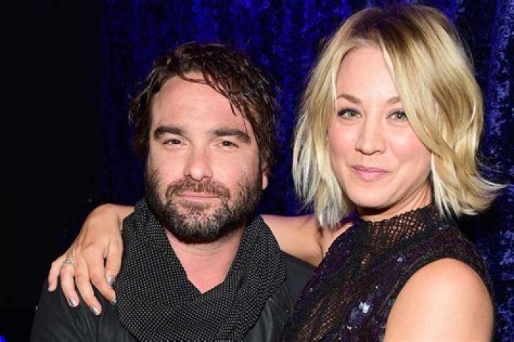 
Kaley Cuoco and Johnny Galecki’s Relationship: A Look Back 