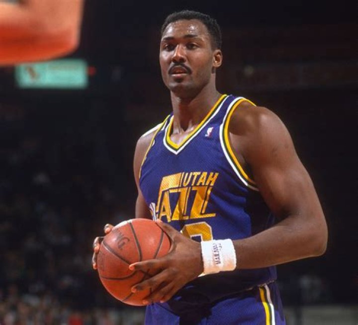 Karl Malone Height, Weight, Net Worth, Age, Birthday, Wikipedia, Who, Nationality, Biography