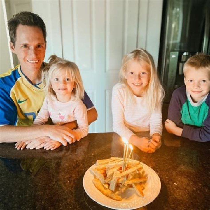 Kate Griffiths Height, Weight, Net Worth, Age, Birthday, Wikipedia, Who, Nationality, Biography