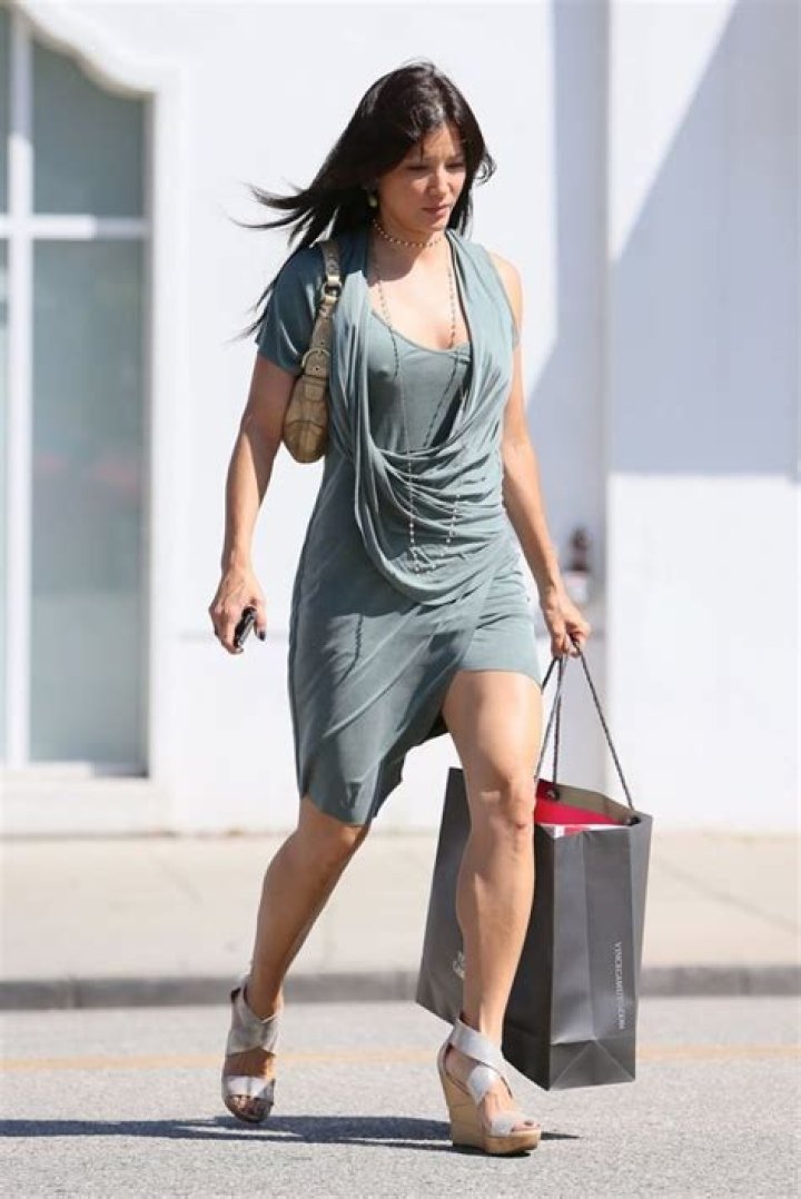 Kelly Hu Height, Weight, Net Worth, Age, Birthday, Wikipedia, Who, Instagram, Biography