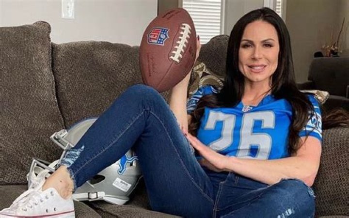 Kendra Lust Height, Weight, Net Worth, Age, Birthday, Wikipedia, Who, Nationality, Biography