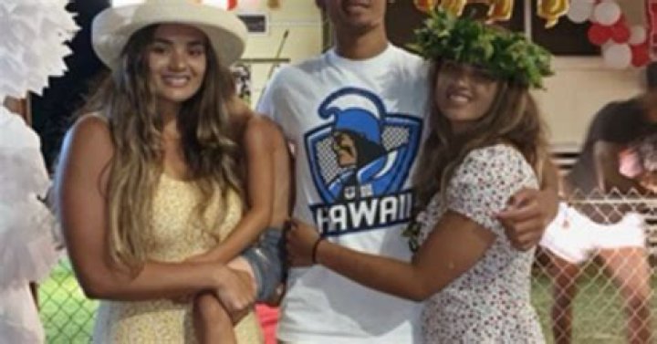 Keonilei Akana Brother Tausili Akana and Parents Support During Brain Tumor