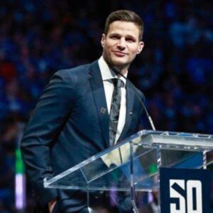 Kevin Bieksa Height, Weight, Net Worth, Age, Birthday, Wikipedia, Who, Nationality, Biography
