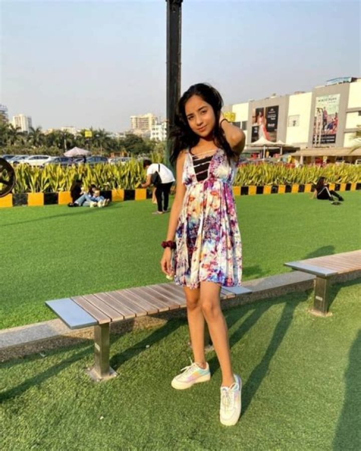 Khushi Popley Height, Weight, Net Worth, Age, Birthday, Wikipedia, Who, Nationality, Biography