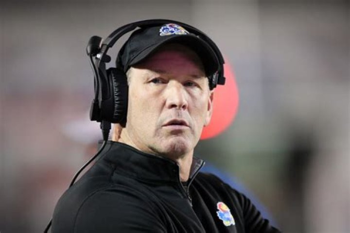 
Lance Leipold Height, Weight, Net Worth, Age, Birthday, Wikipedia, Who, Nationality, Biography 