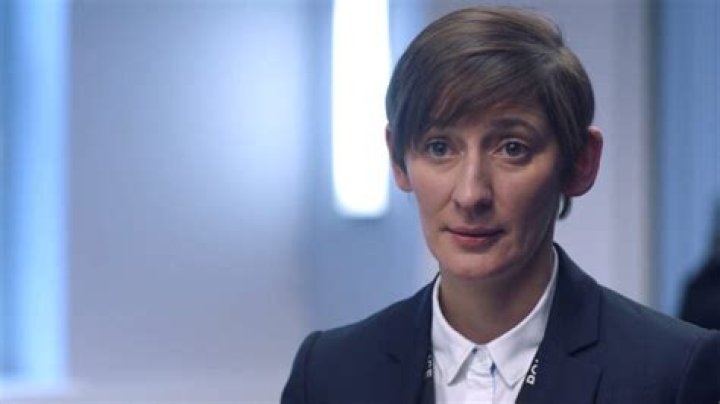 Laura Elphinstone Height, Weight, Net Worth, Age, Birthday, Wikipedia, Who, Instagram, Biography