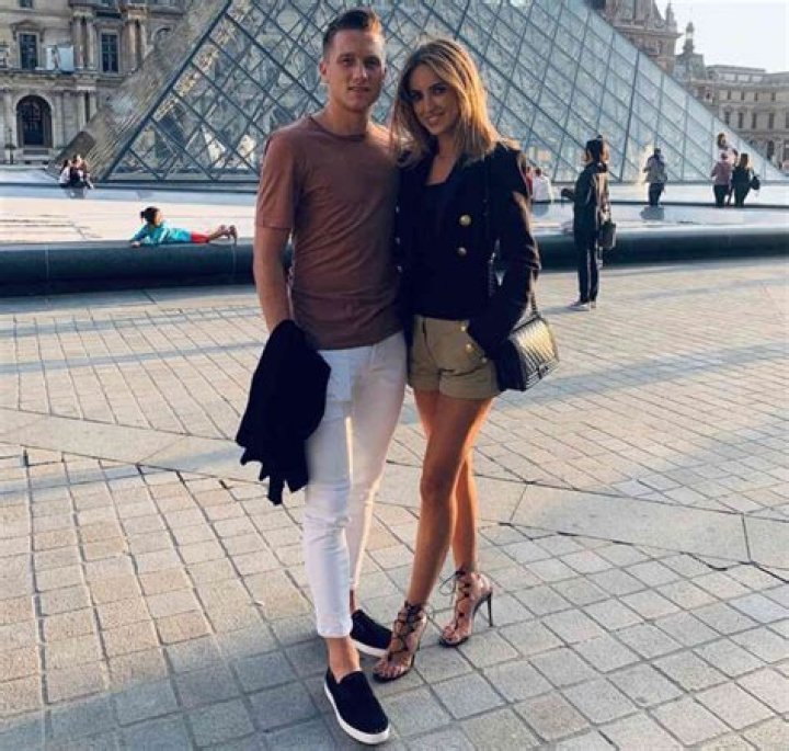 
Laura Zielinska Height, Weight, Net Worth, Age, Birthday, Wikipedia, Who, Nationality, Biography 