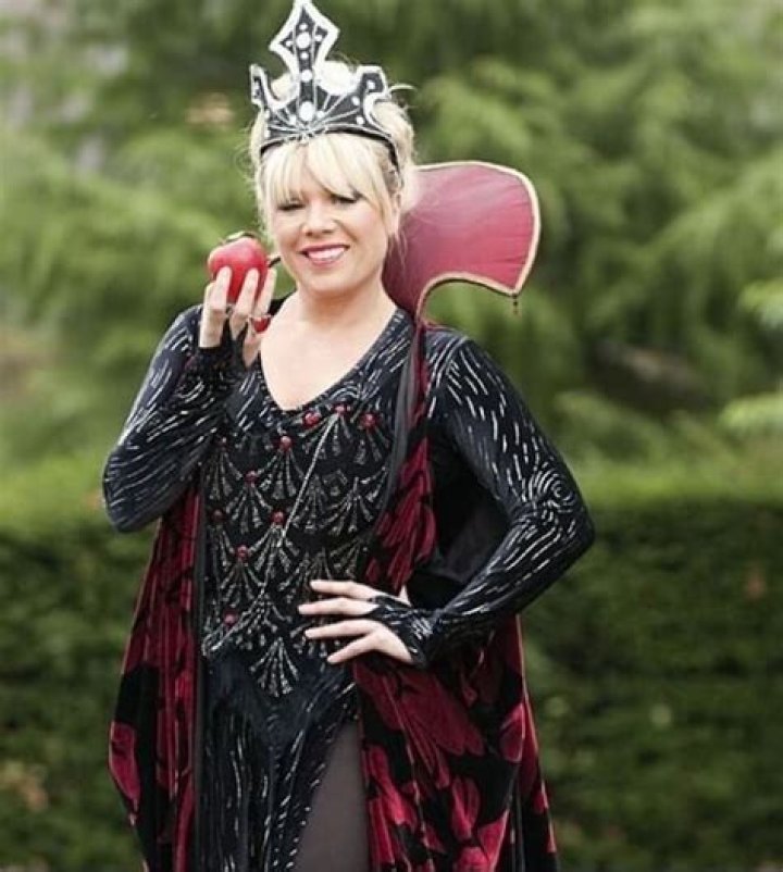 
Letitia Dean Height, Weight, Net Worth, Age, Birthday, Wikipedia, Who, Nationality, Biography 