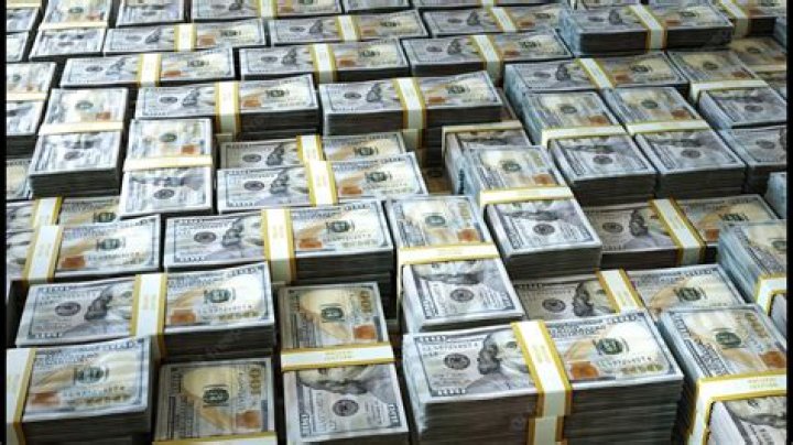 
Li Jingliang Road To Net Worth Of Over $25 Million, Thanks To His 19 Wins Record 