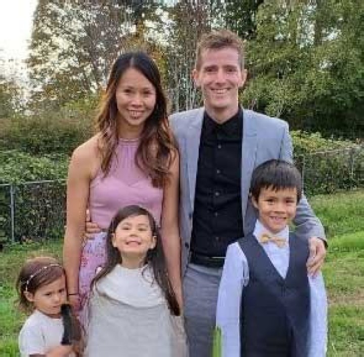 Linus Sebastian Has Four Siblings – George, Asher, Emily And Isabelle