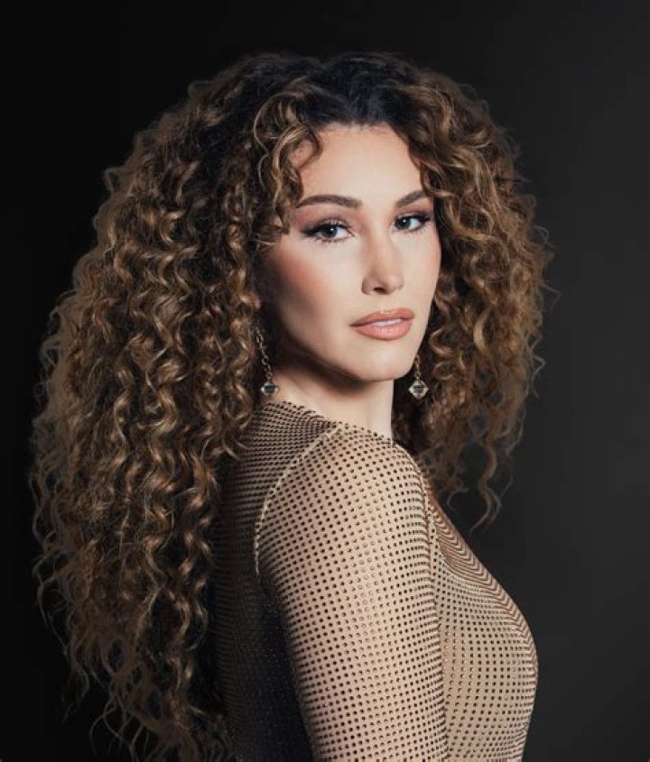 Loren Allred Height, Weight, Net Worth, Age, Birthday, Wikipedia, Who, Nationality, Biography