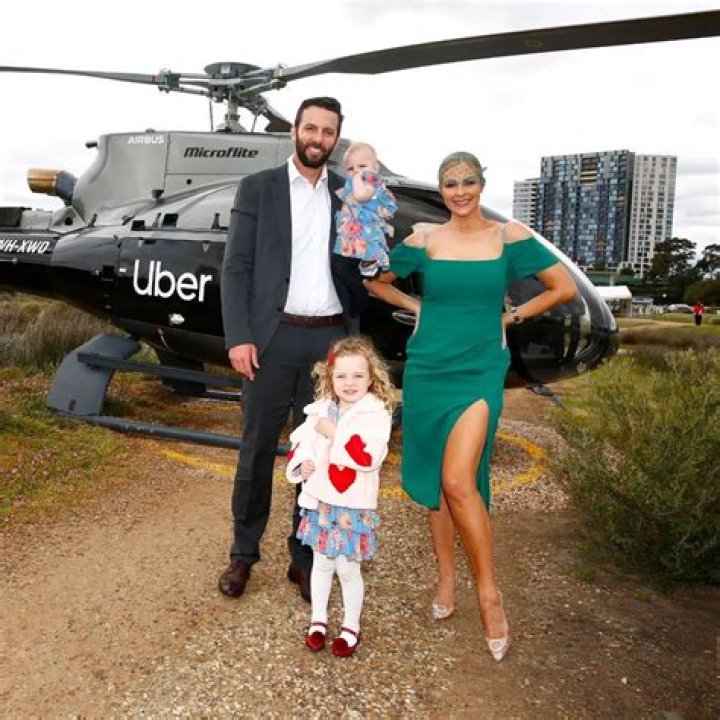 
Lorinska Merrington Height, Weight, Net Worth, Age, Birthday, Wikipedia, Who, Nationality, Biography 