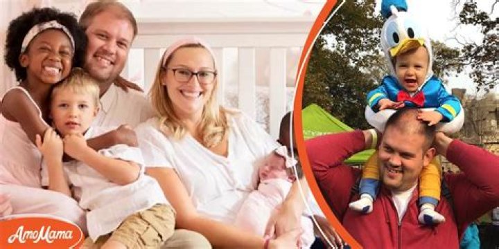 
Loving Dad of 4 Dies on the Road While His Family Waited at Home to Spend the Weekend Together 