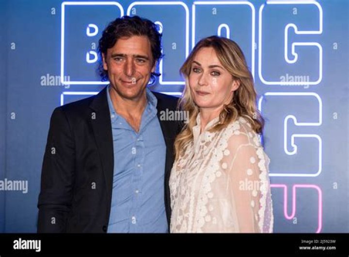 
Lucia Mascino Marito: Is Bang Bang Baby Cast Married? 