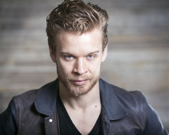 Luken Walker Height, Weight, Net Worth, Age, Birthday, Wikipedia, Who, Nationality, Biography