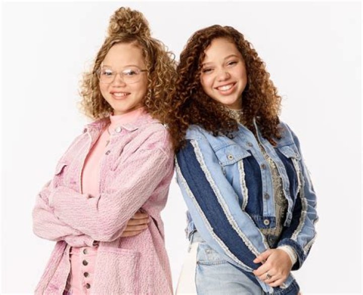 
Macie And Marie Cunningham Age, Birthday, Wikipedia, Who, Nationality, Biography 