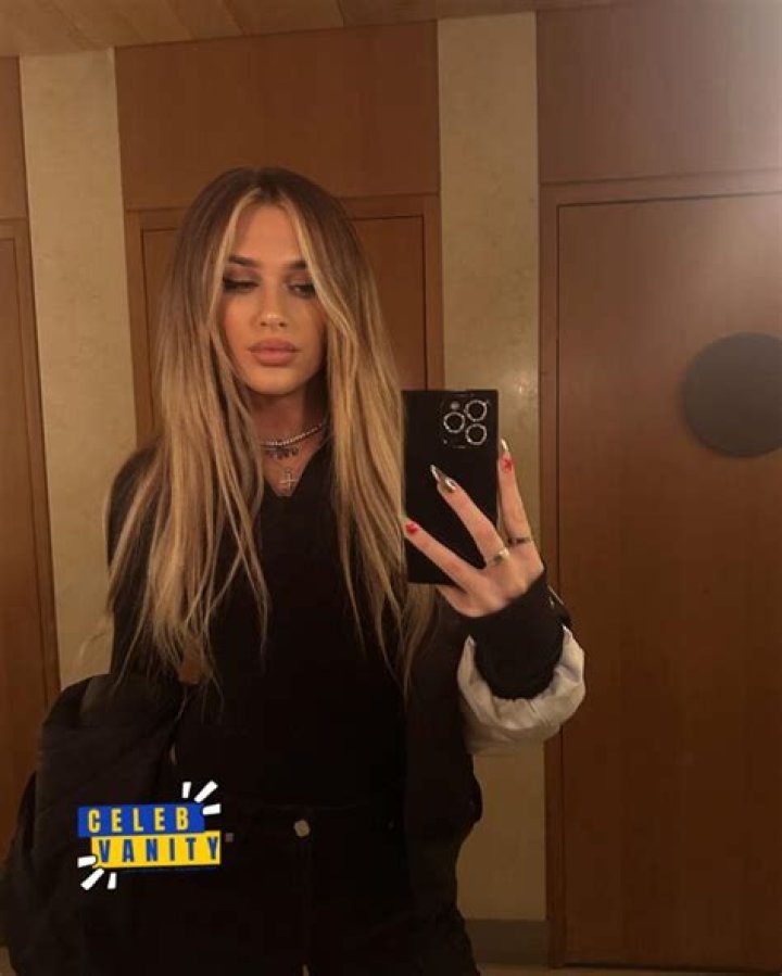 
Madi Height, Weight, Net Worth, Age, Birthday, Wikipedia, Who, Nationality, Biography 