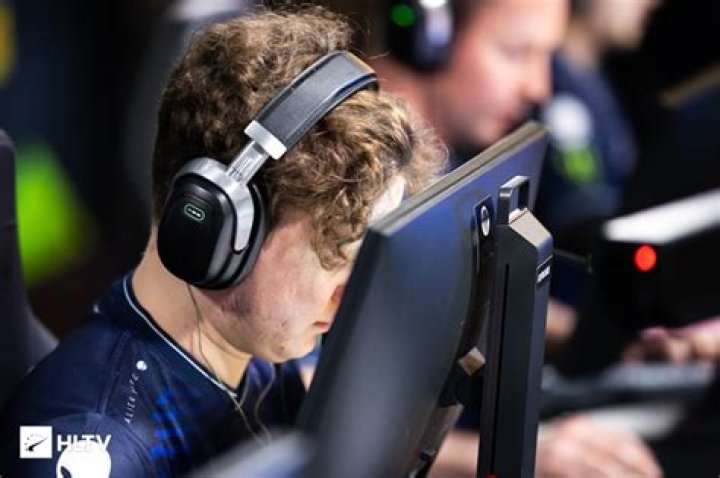 
Mareks Galinskis – Yekindar Height, Weight, Net Worth, Age, Birthday, Wikipedia, Who, Instagram, Biography 