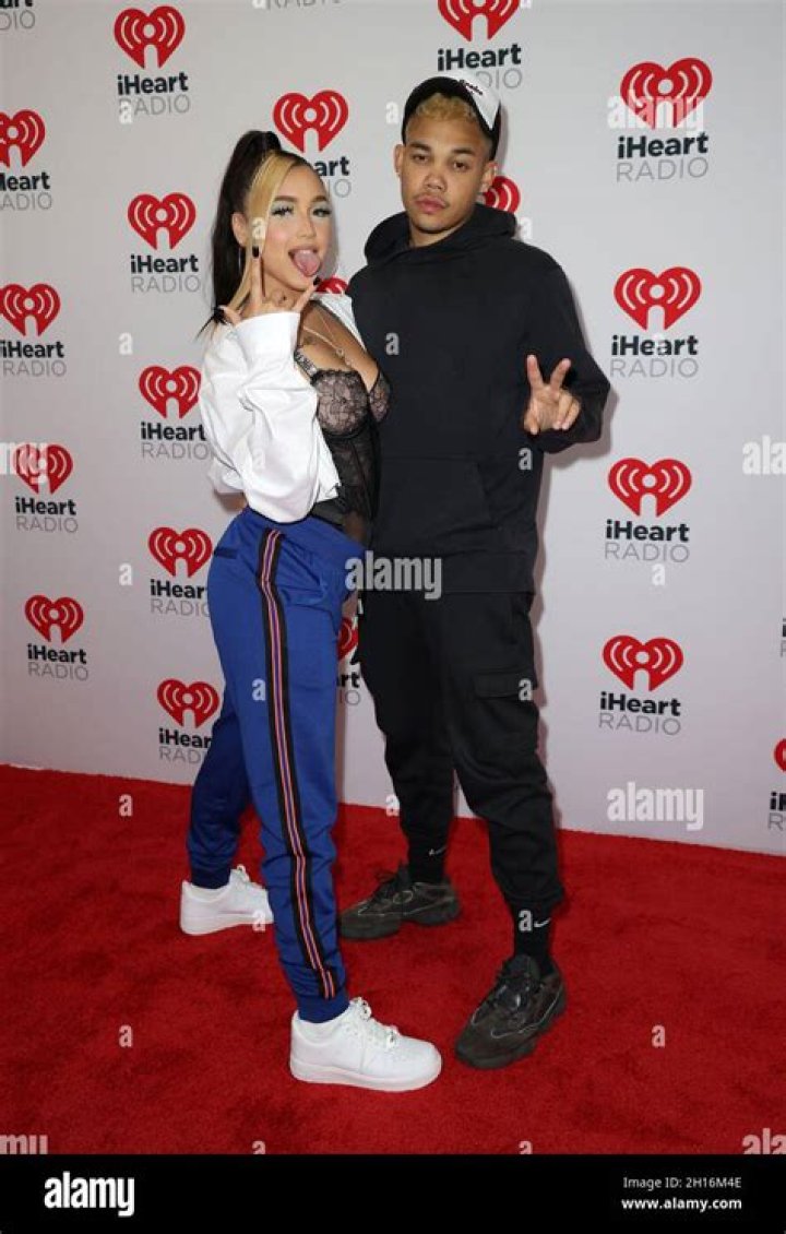 
Mariah Angeliq Walks With Boyfriend Roshon Fegan In Latin Music Awards, A Look At Their Relationship So Far 