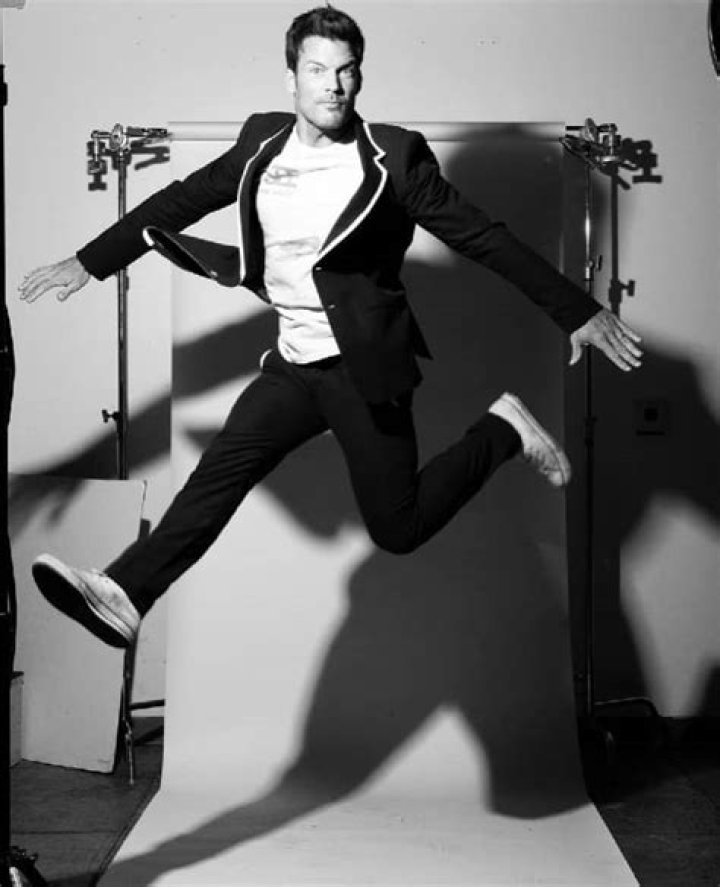 Mark Deklin Height, Weight, Net Worth, Age, Birthday, Wikipedia, Who, Instagram, Biography