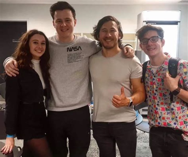 
Markiplier Height, Weight, Net Worth, Age, Birthday, Wikipedia, Who, Nationality, Biography 