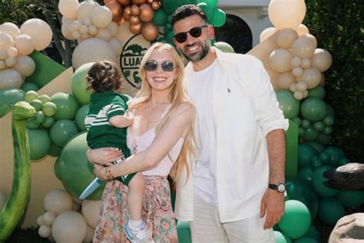 
Meet Lindsay Lohan Family: Hijos, Husband And Net Worth 